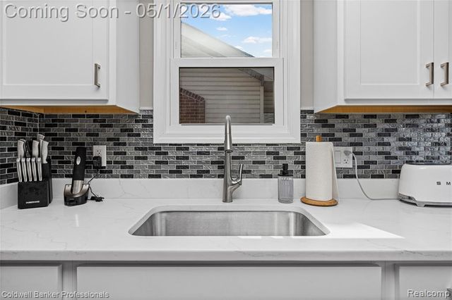 372 E Drayton Street, Ferndale, MI 48220