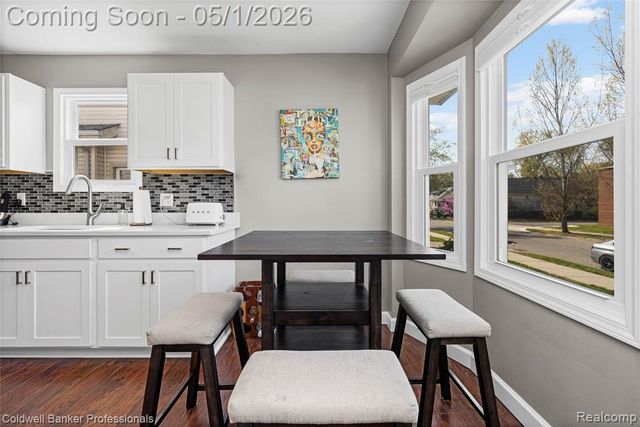 372 E Drayton Street, Ferndale, MI 48220