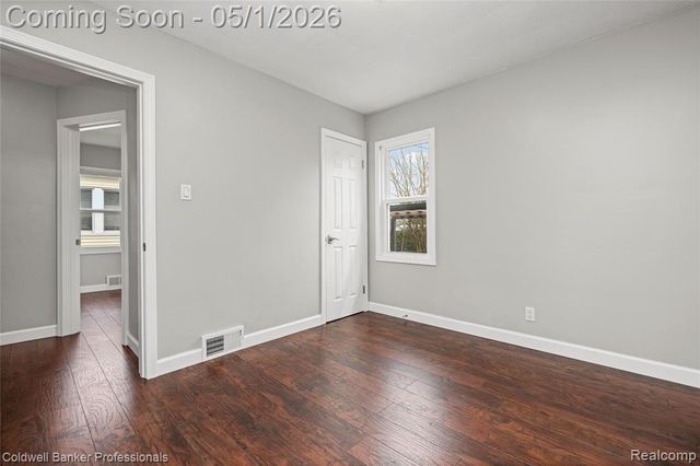 372 E Drayton Street, Ferndale, MI 48220