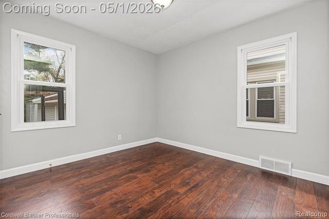 372 E Drayton Street, Ferndale, MI 48220