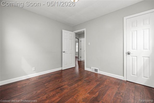 372 E Drayton Street, Ferndale, MI 48220