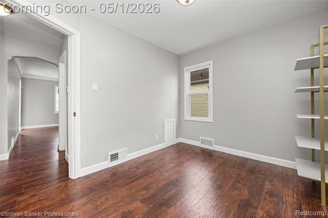 372 E Drayton Street, Ferndale, MI 48220