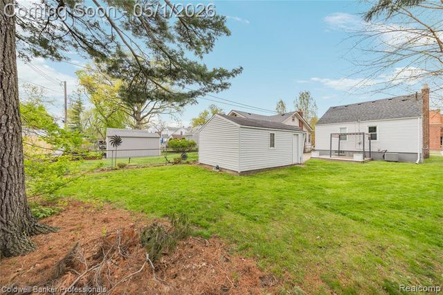 372 E Drayton Street, Ferndale, MI 48220