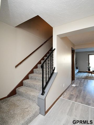 4613R Tipperary Trail, Lincoln, NE 68512