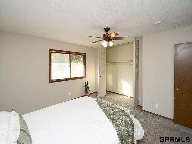 4613R Tipperary Trail, Lincoln, NE 68512