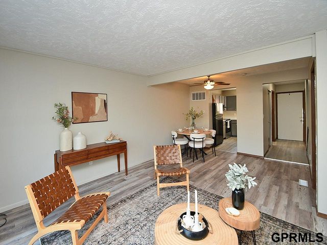 4613R Tipperary Trail, Lincoln, NE 68512