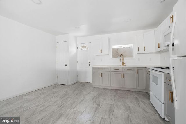 1928 W CAREY ST, Philadelphia, PA 19140