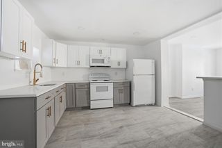 1928 W CAREY ST, Philadelphia, PA 19140