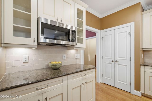 2118 Bay Colony Lane, Wilmington, NC 28405