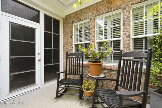 2118 Bay Colony Lane, Wilmington, NC 28405