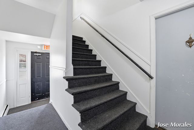 1833 Prairie Parkway SW, Wyoming, MI 49519