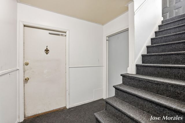 1833 Prairie Parkway SW, Wyoming, MI 49519