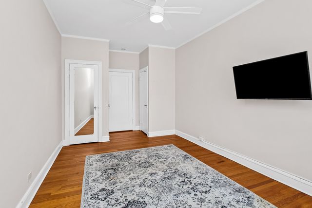 734 Noyes Street N3, Evanston, IL 60201