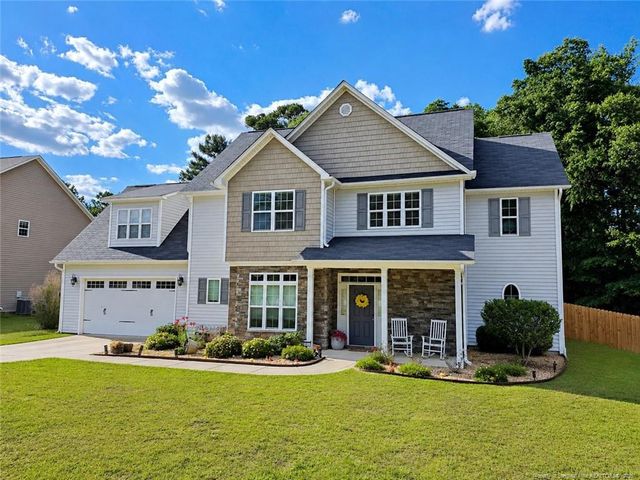 2450 Market Hill Drive, Fayetteville, NC 28306