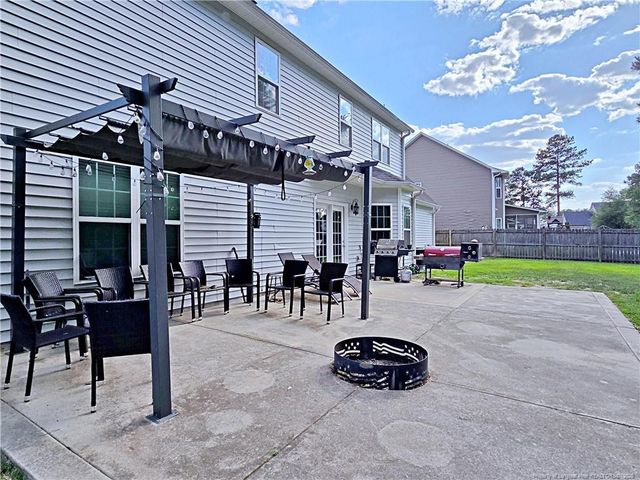 2450 Market Hill Drive, Fayetteville, NC 28306