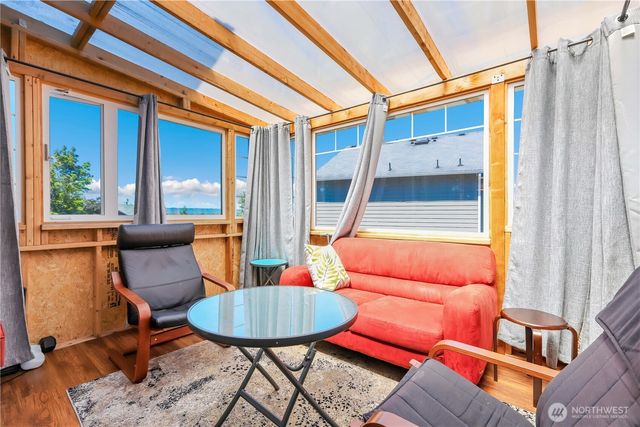 7707 88th Place NE, Marysville, WA 98270