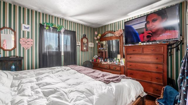 65 S 34th Street, Newark, OH 43055