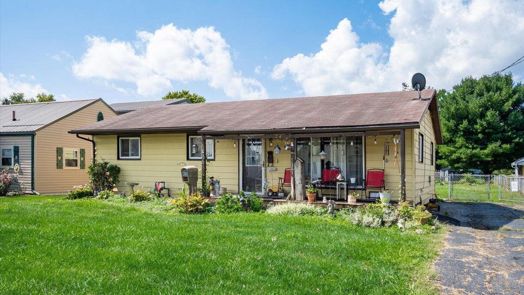 65 S 34th Street, Newark, OH 43055