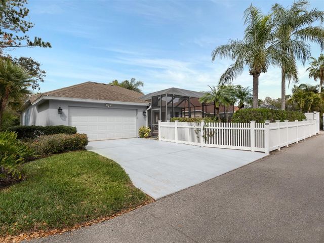 819 SHADOW BAY WAY, Osprey, FL 34229