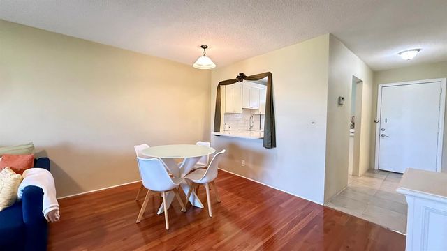 2728 N Garden Dr Drive N 214, Lake Worth, FL 33461