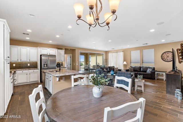 4456 COVERED WAGON Trail, Wickenburg, AZ 85390