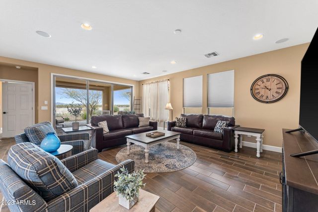 4456 COVERED WAGON Trail, Wickenburg, AZ 85390