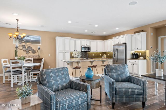 4456 COVERED WAGON Trail, Wickenburg, AZ 85390