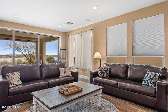 4456 COVERED WAGON Trail, Wickenburg, AZ 85390