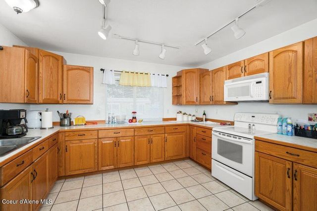 2819 N CLARA LN, Coeur D'alene, ID 83815