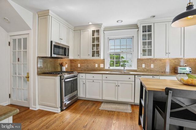 650 MAPLE AVENUE, Haddonfield, NJ 08033