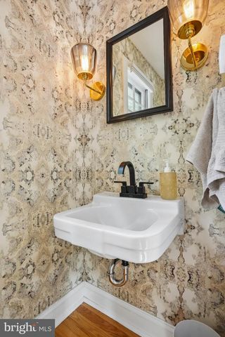 650 MAPLE AVENUE, Haddonfield, NJ 08033