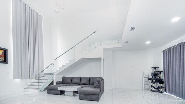 2717 E Giorgio Drive, Edinburg, TX 78542