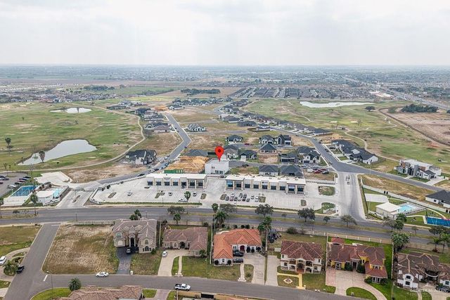 2717 E Giorgio Drive, Edinburg, TX 78542