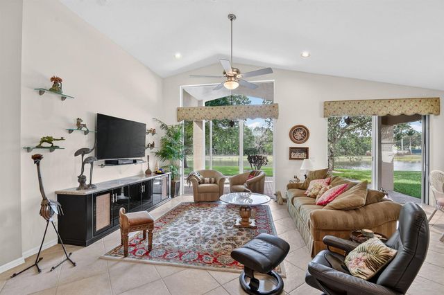 8216 Parini Way, Lake Worth, FL 33467