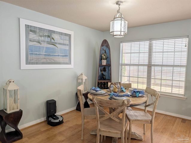 629 Downhaul Dr, Pensacola, FL 32507