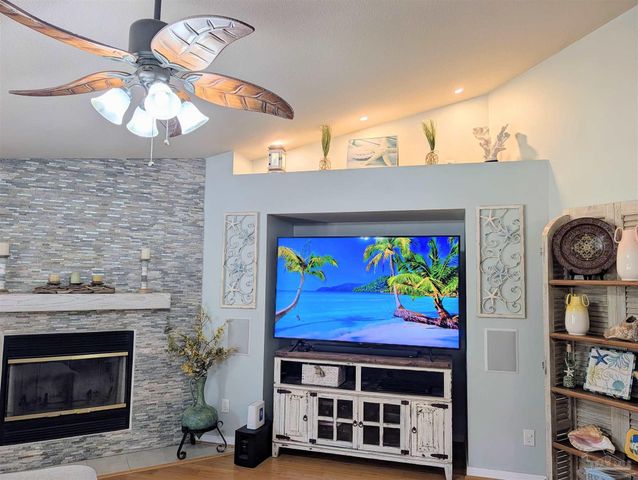 629 Downhaul Dr, Pensacola, FL 32507