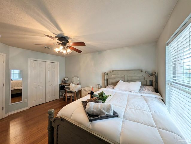 629 Downhaul Dr, Pensacola, FL 32507