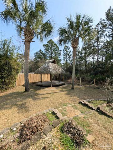 629 Downhaul Dr, Pensacola, FL 32507