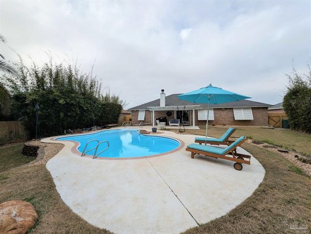 629 Downhaul Dr, Pensacola, FL 32507