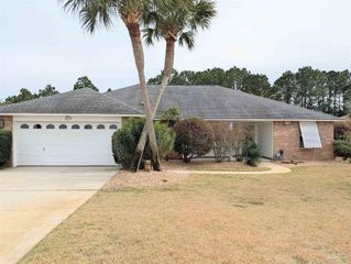 629 Downhaul Dr, Pensacola, FL 32507