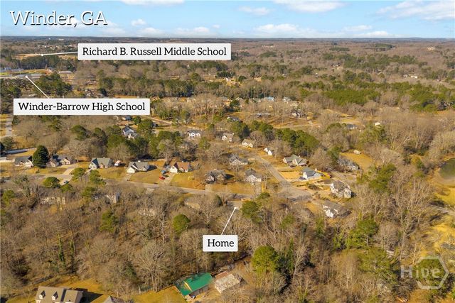 154 Williamsburg way, Winder, GA 30680