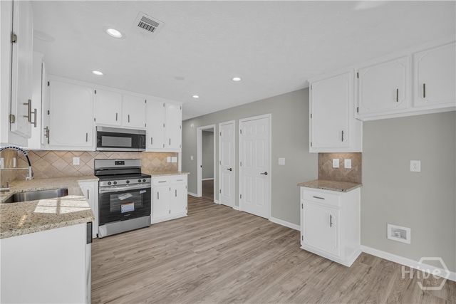 154 Williamsburg way, Winder, GA 30680