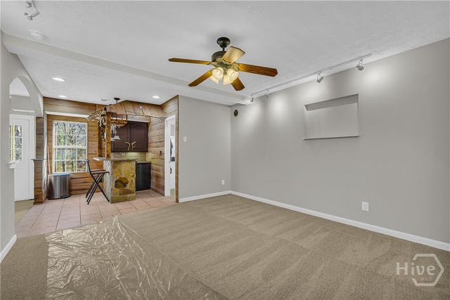 154 Williamsburg way, Winder, GA 30680