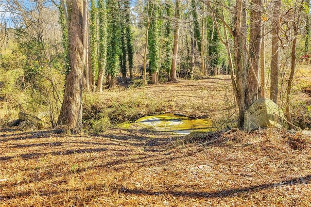 154 Williamsburg way, Winder, GA 30680