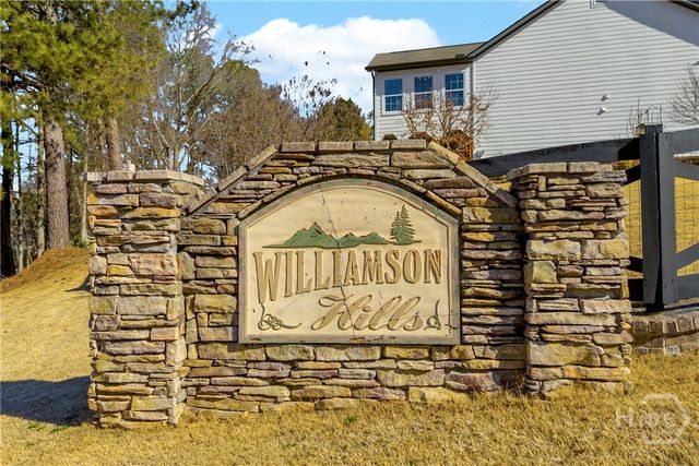 154 Williamsburg way, Winder, GA 30680