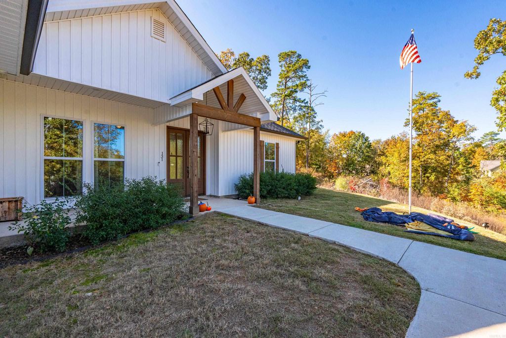 131 Wildwood Forest Road, Hot Springs, AR 71913