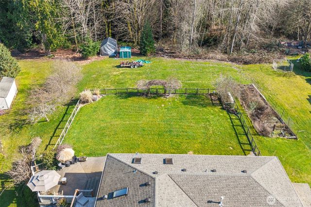 4075 Farmer Dell Road E, Port Orchard, WA 98366