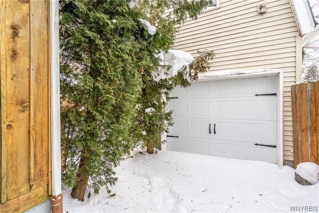 5216 Orchard Avenue, Hamburg, NY 14075