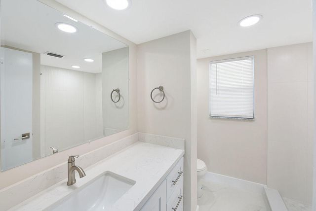 3590 Via 501, Lake Worth, FL 33467