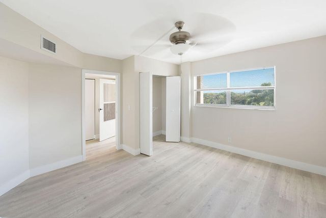 3590 Via 501, Lake Worth, FL 33467